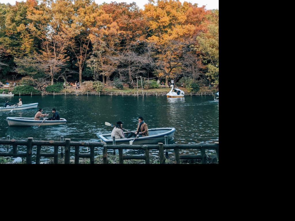 Discover Zhongshan's Hidden Nightlife: From Trendy Bars to DIY Jewelry Park