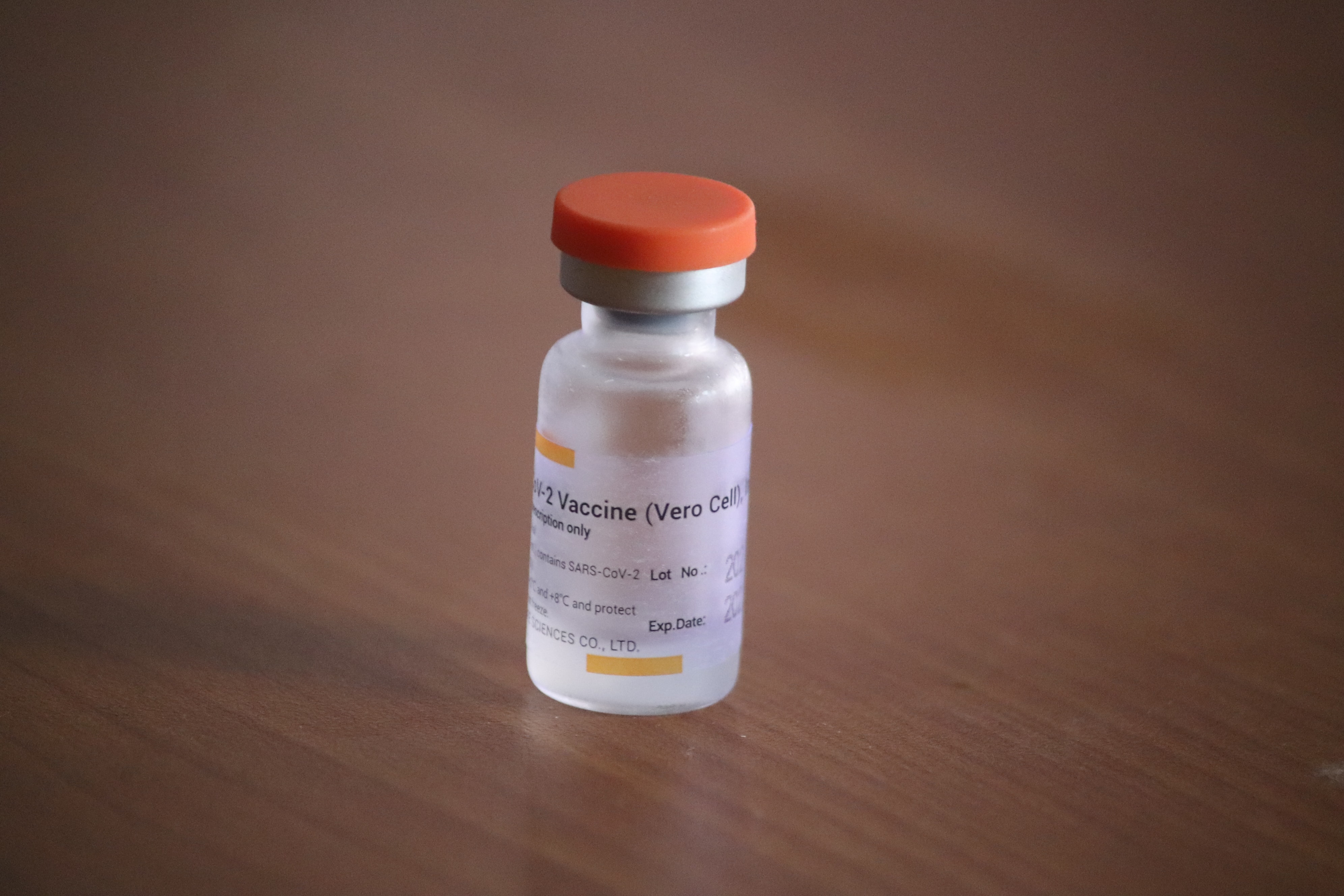 EU and UK try to end row with 'win-win' on vaccines