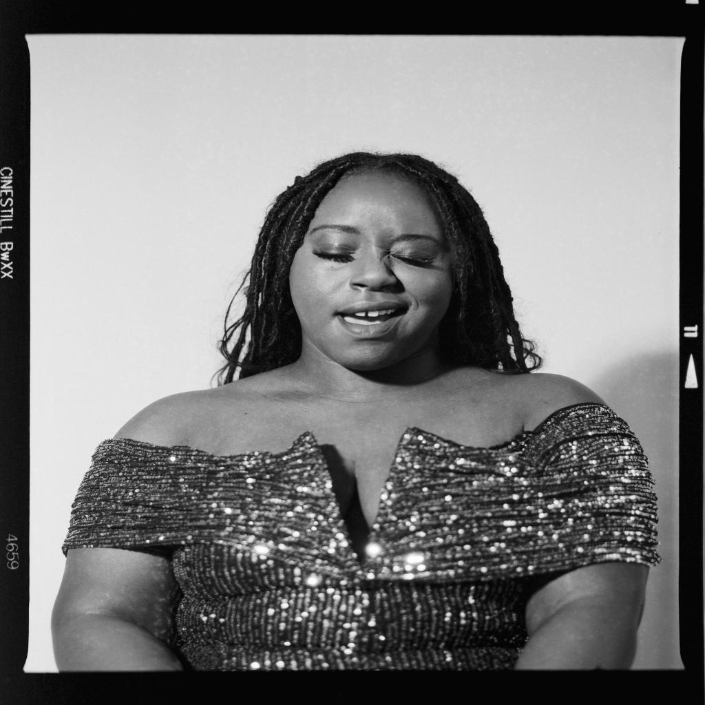 Okay, I can definitely help you with that! But wait... did you forget to paste the actual article text?

I need the