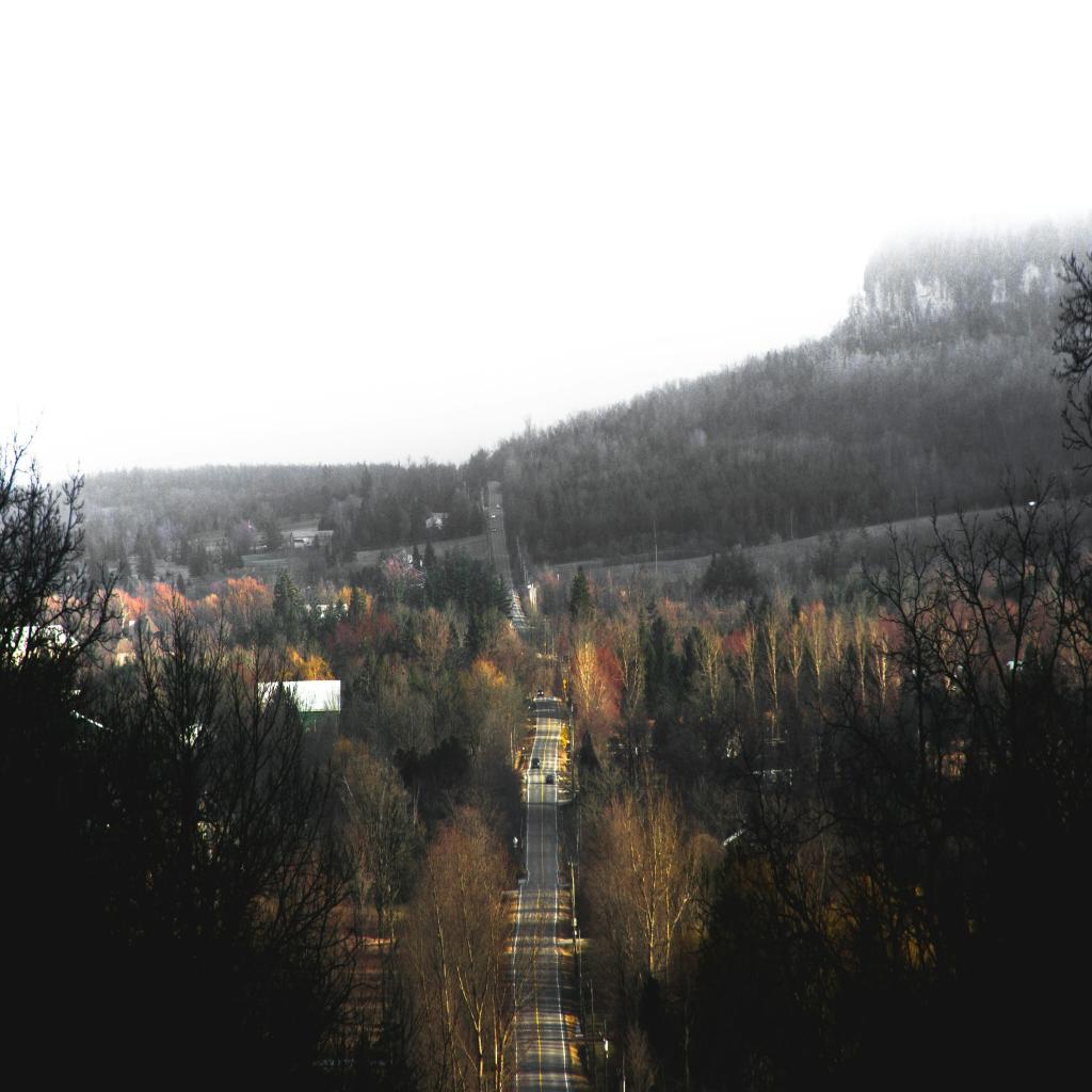 The MIT Hub Sparks Wild Ideas & Connects Old-School Thinking with Digital Future