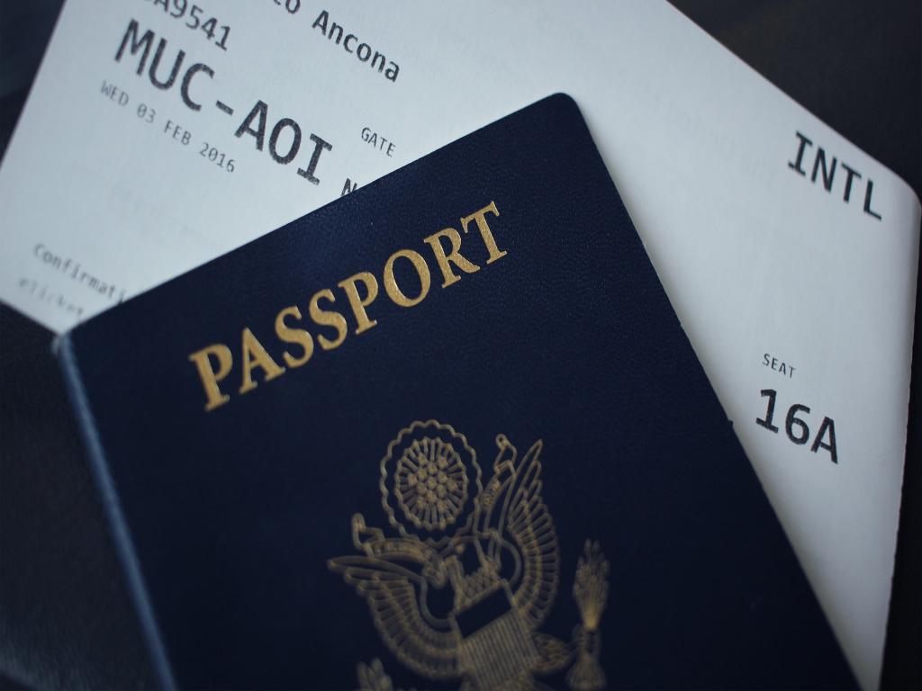  Red Passport Dilemma: The Emotional Toll on UK Travellers Facing Travel Restrictions